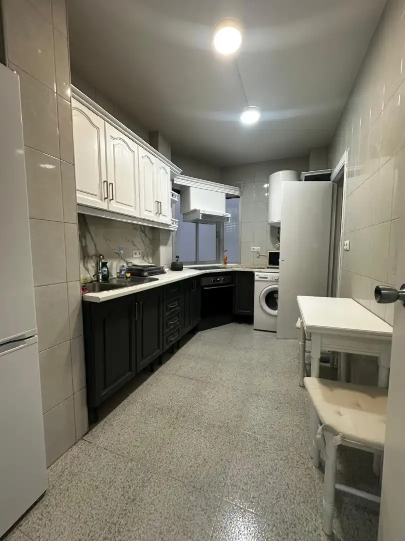 Kitchen of Flat for share in Jaén  with Air Conditioner, Furnished and Balcony