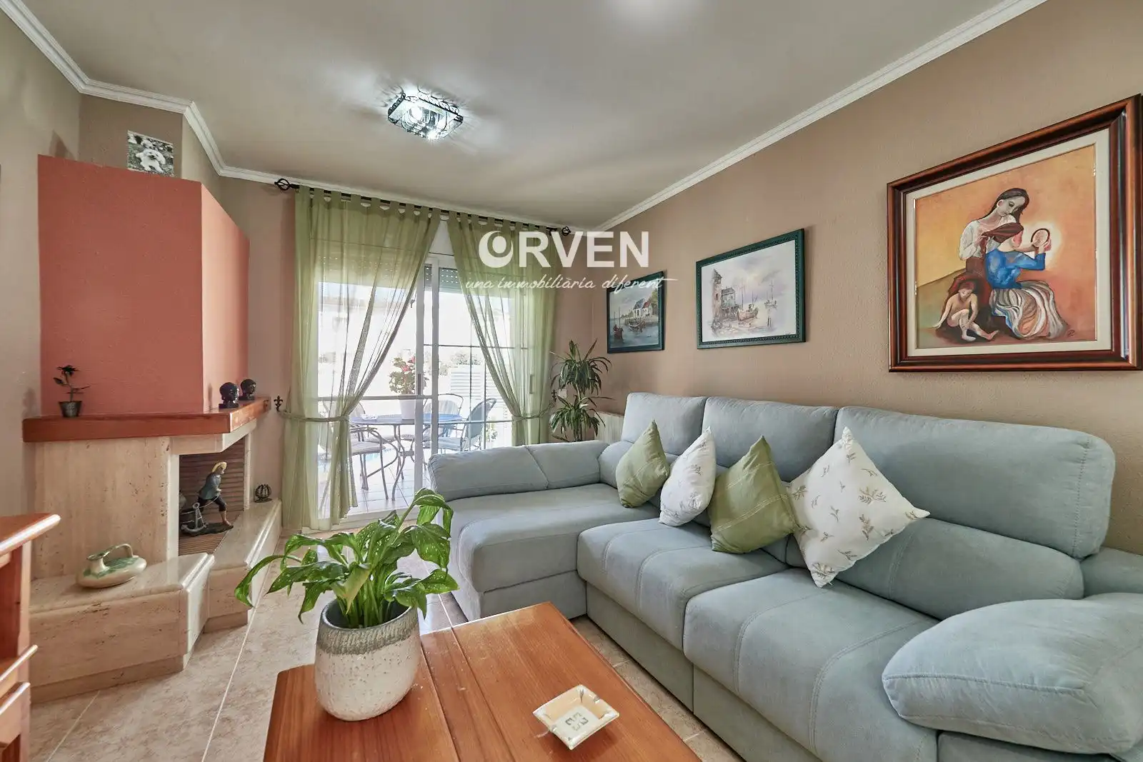 Sala d'estar de Casa o xalet en venda en Creixell amb Aire condicionat, Calefacció i Terrassa
