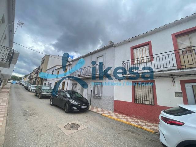 Casa adosada en Venta en Navas de San Juan