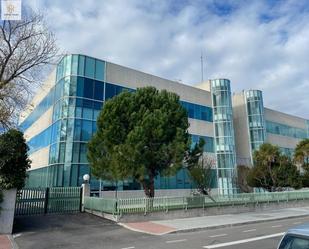 Vista exterior de Oficina en venda en Tres Cantos amb Calefacció