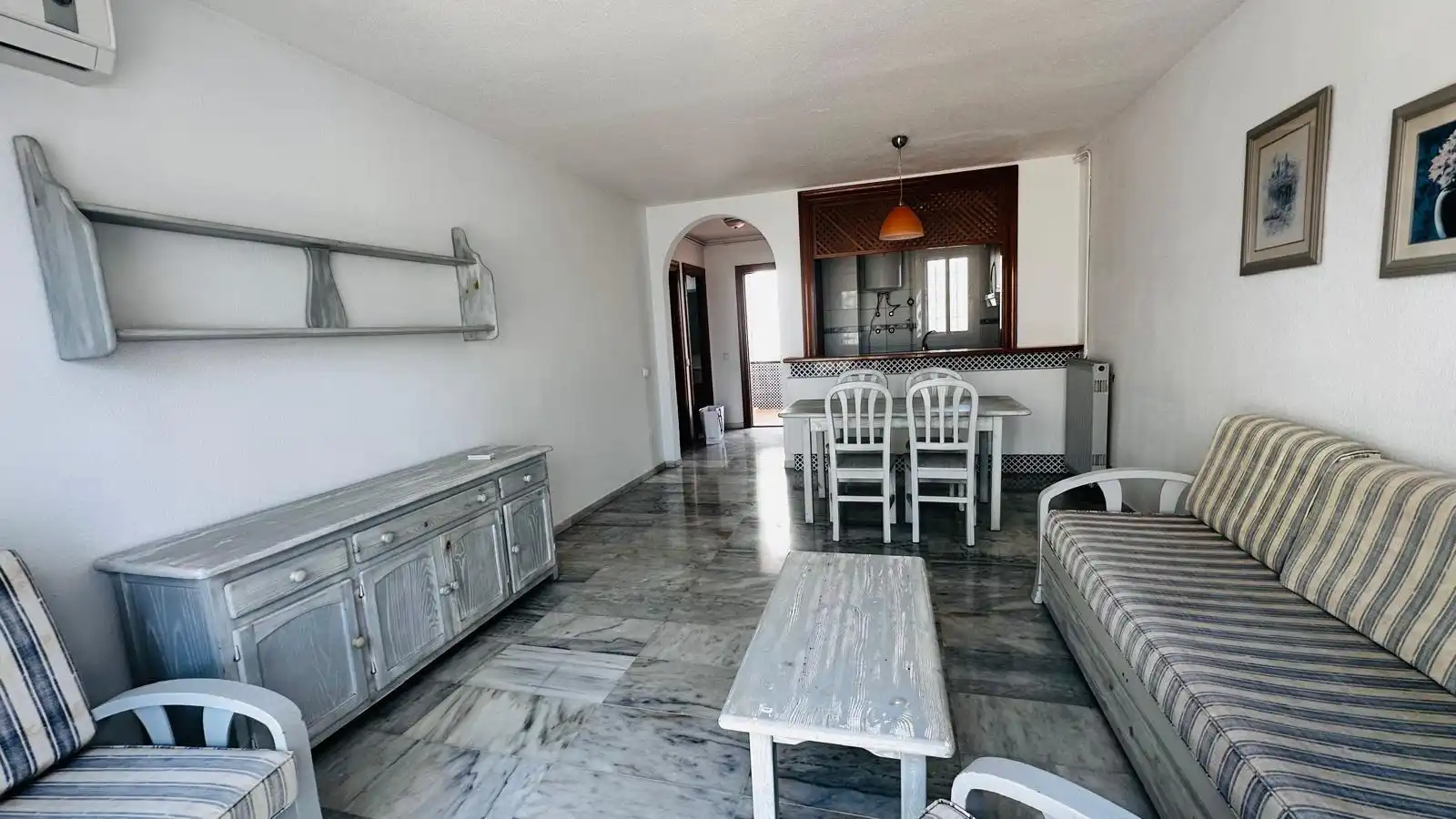 Sala d'estar de Planta baixa de lloguer en Roquetas de Mar