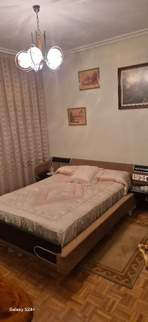 Habitación de Piso de alquiler en  Logroño con Amueblado y Balcón