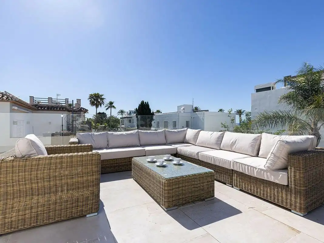 Terrasse von Haus oder Chalet zur Miete in Marbella mit Klimaanlage, Privatgarten und Terrasse