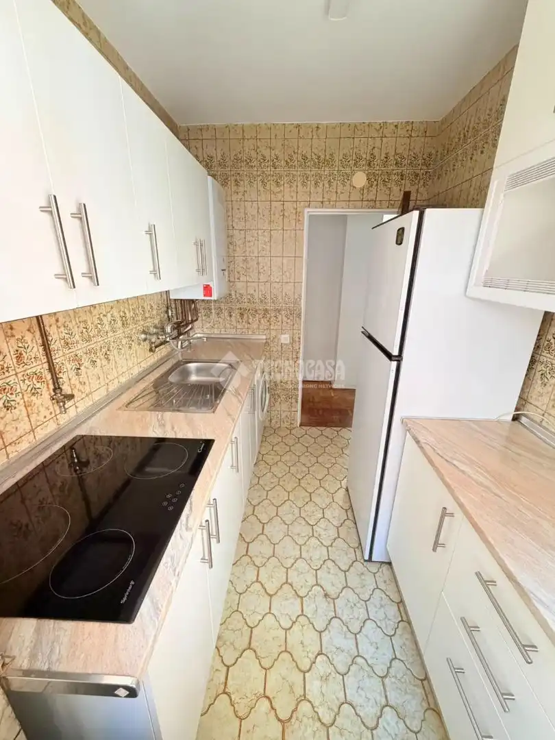 Küche von Wohnung zum Verkauf in Madrid mit Heizung, Parkett und Terrasse