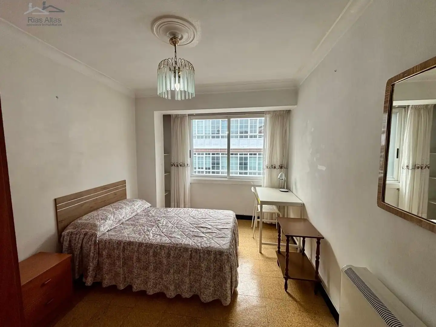 Flat with lift to rent in AGRA ORZAN