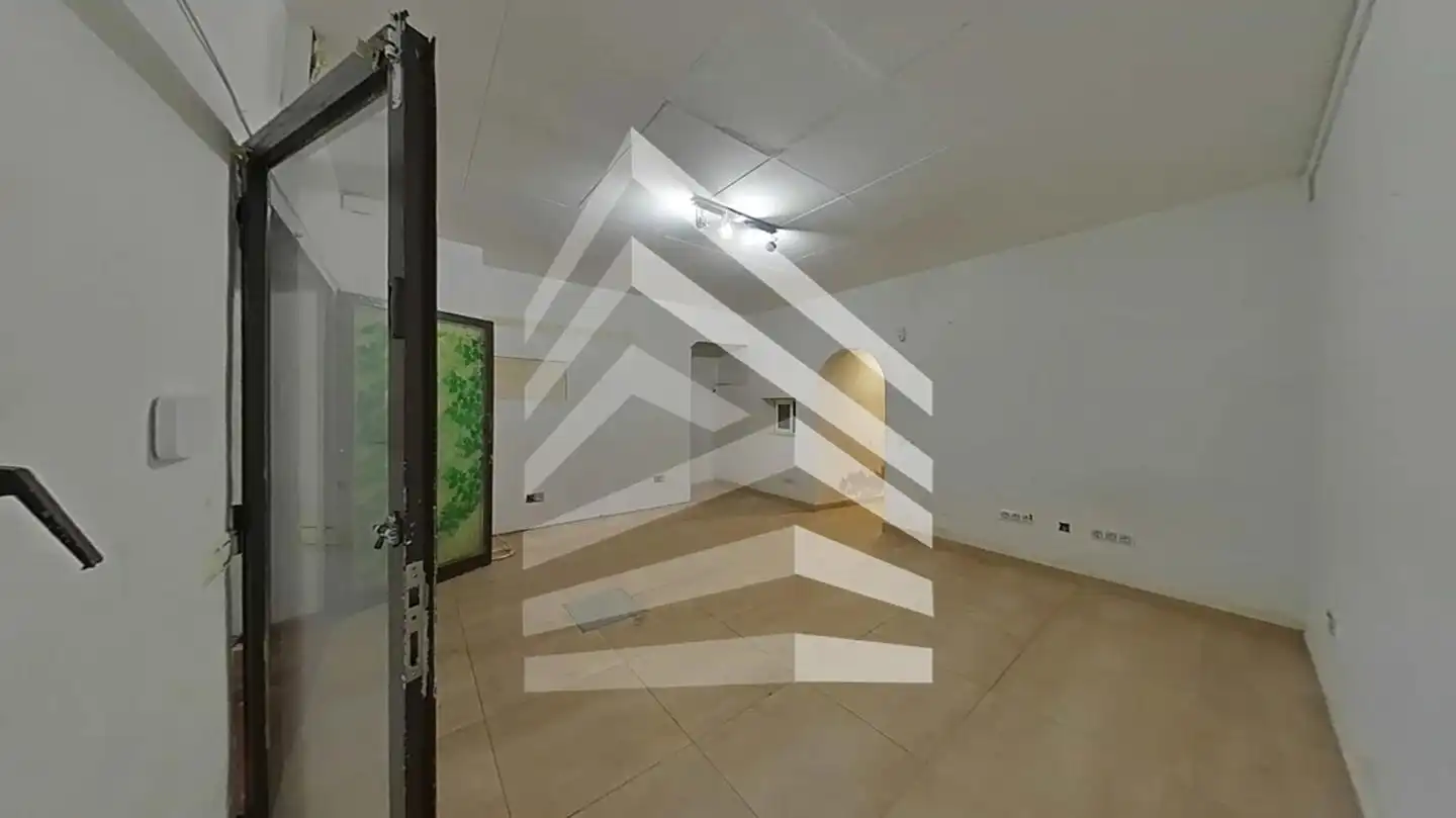 Planta baja en venta en Barcelona con Terraza