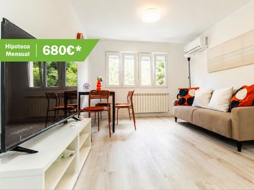 Flat for sale in Calle de María Teresa Sáenz de Heredia