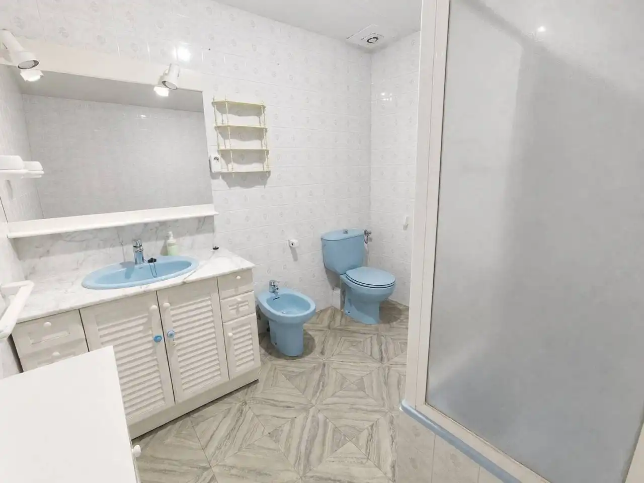 Baño de Piso en venta en Caldes de Montbui con Calefacción, Terraza y Trastero