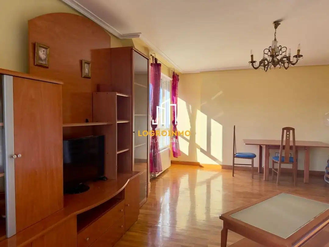 Habitación de Piso en venta en Villamediana de Iregua con Calefacción y Amueblado