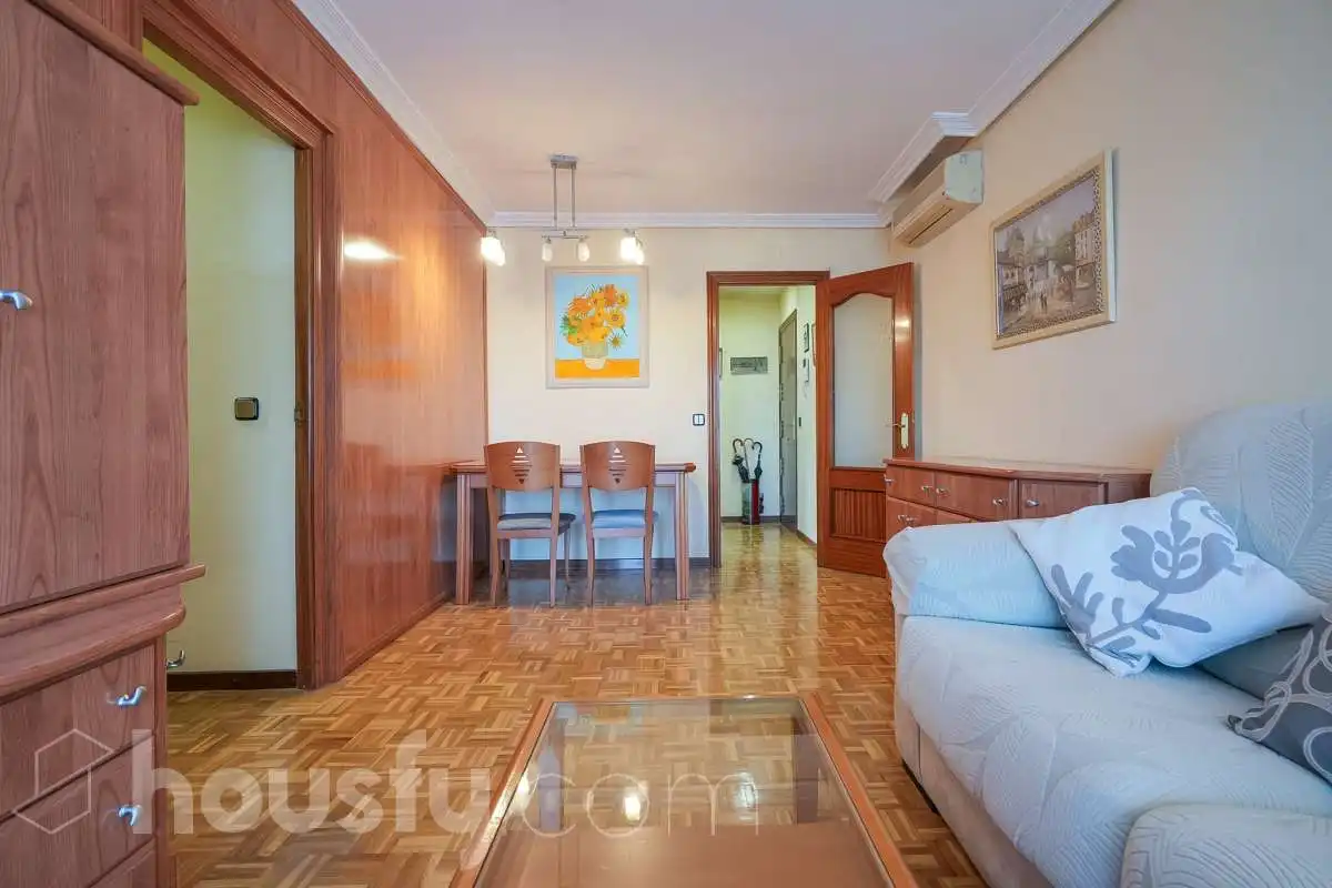 Living room of Flat for sale in Móstoles  with Air Conditioner, Heating and Terrace