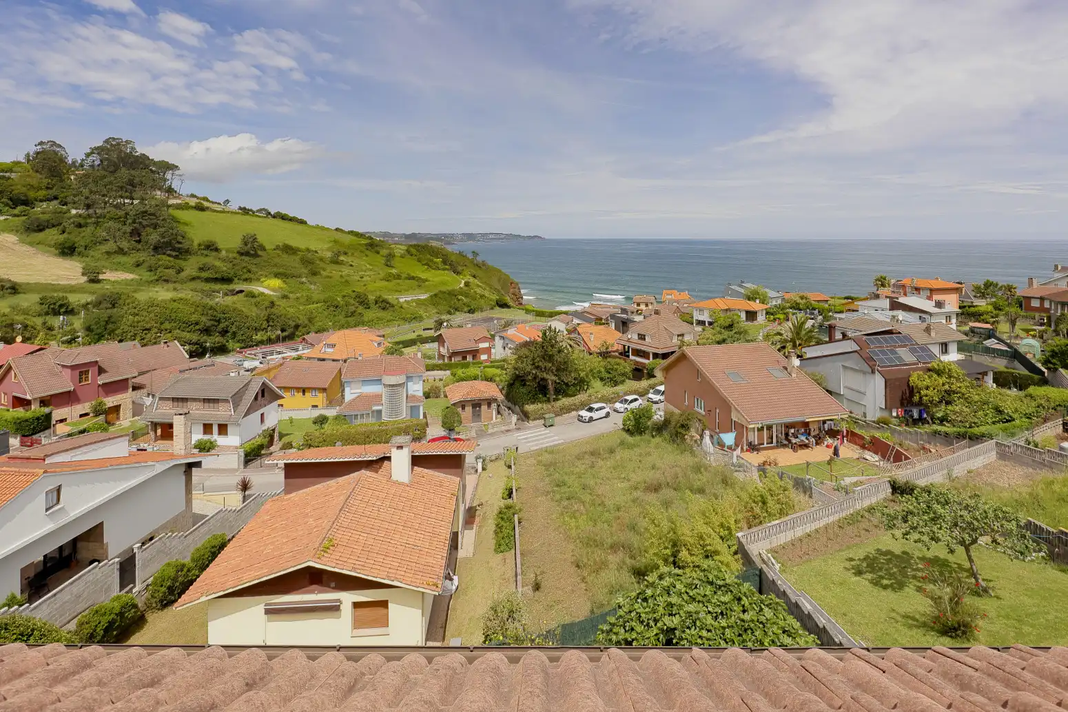 Außenansicht von Haus oder Chalet zum Verkauf in Carreño mit Heizung, Privatgarten und Terrasse