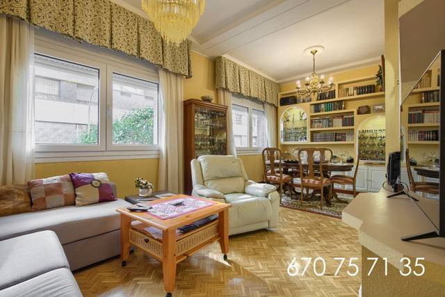 Piso en Venta en Calle de Ríos Rosas, 25 en Ríos Rosas - Nuevos Ministerios