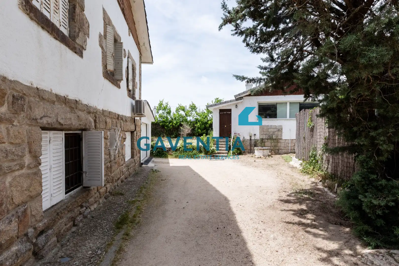 Vista exterior de Casa o chalet en venta en Guadarrama
