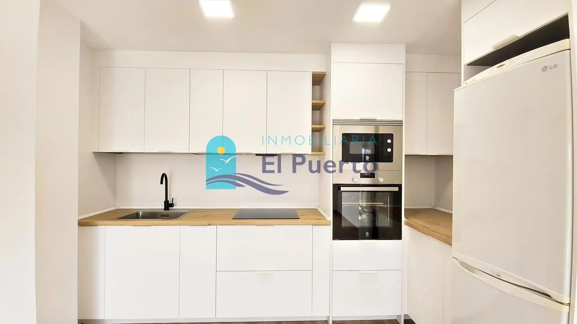 Küche von Wohnung zum Verkauf in Mazarrón mit Klimaanlage, Heizung und Parkett