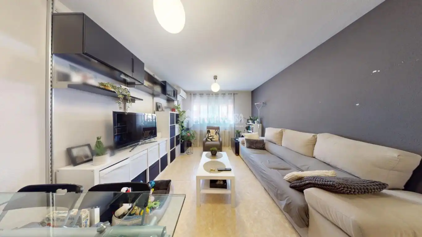 Wohnzimmer von Wohnung zum Verkauf in Azuqueca de Henares mit Klimaanlage und Heizung
