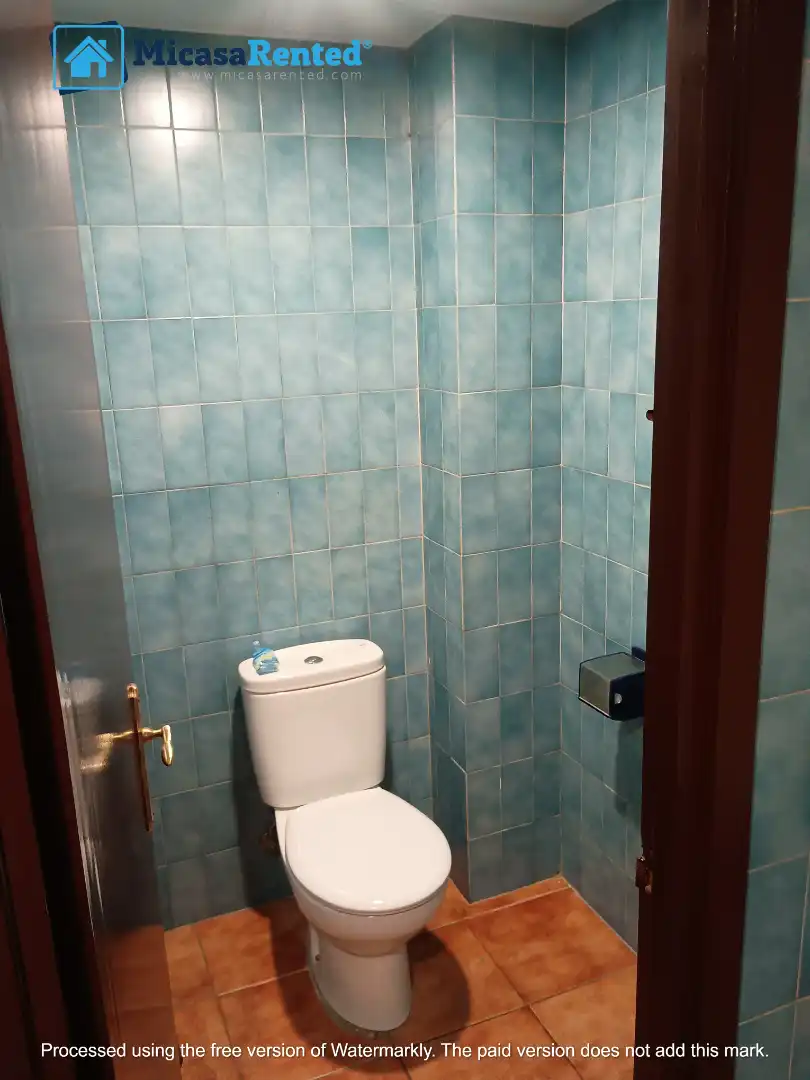 Bathroom of Office for rent in Santander