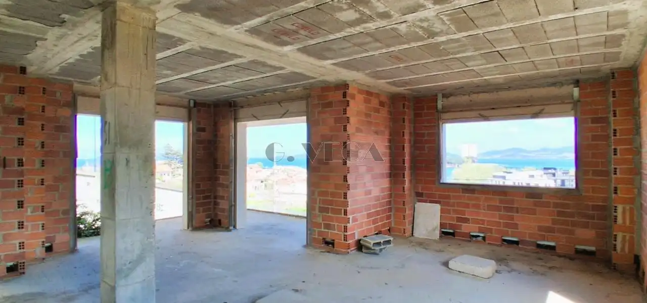 Houses for sale in Vigo   with Heating, Private garden and Terrace
