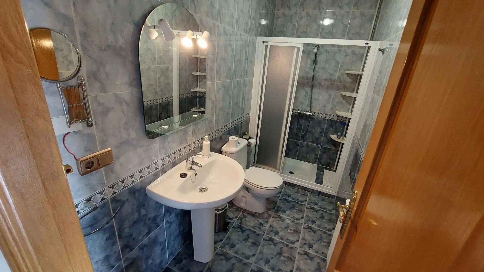 Baño de Casa o chalet en venta en Zarza de Granadilla con Aire acondicionado, Calefacción y Amueblado