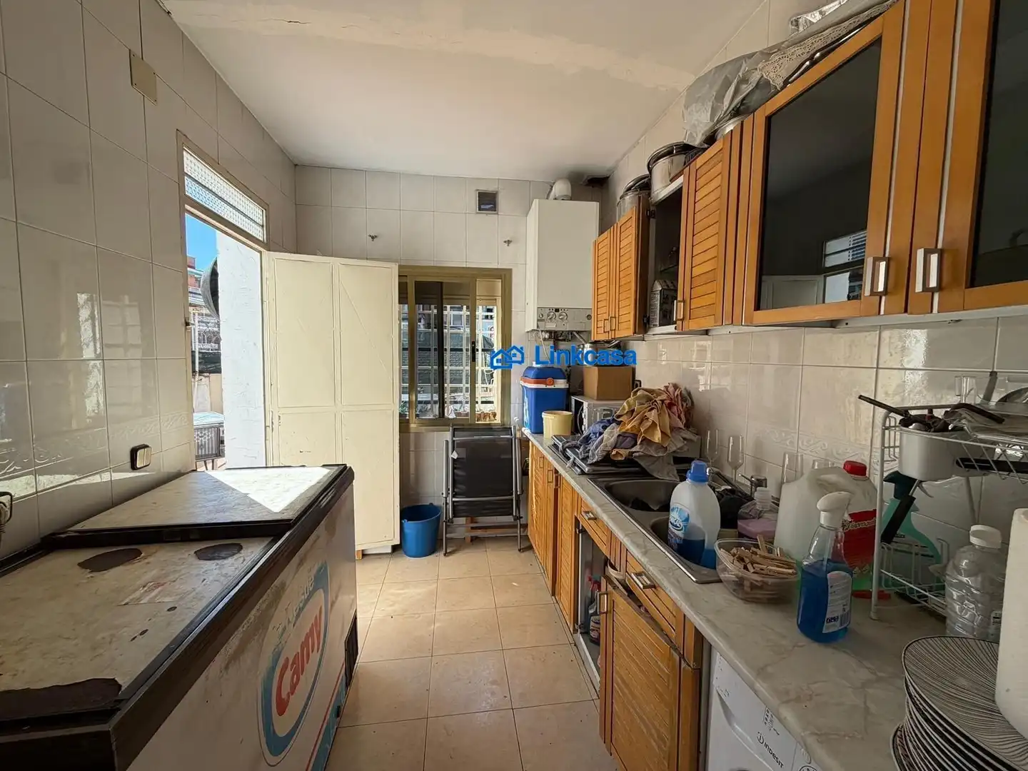 Kitchen of Buildings for sale in Madrid