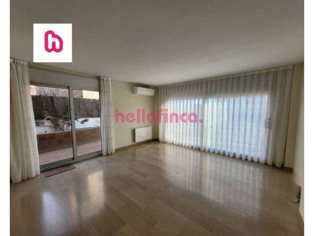 Casa adosada en Venta en Calle jerico en Sant Genís dels Agudells