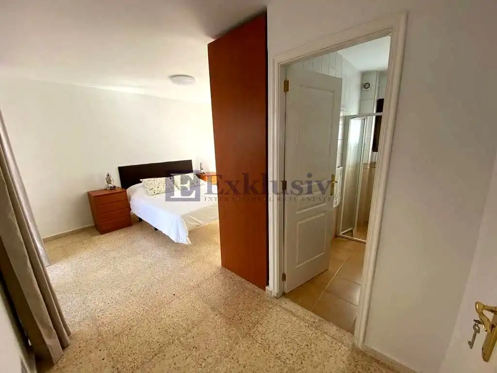 Schlafzimmer von Erdgeschoss zur Miete in Puerto de la Cruz mit Privatgarten, Terrasse und Möbliert