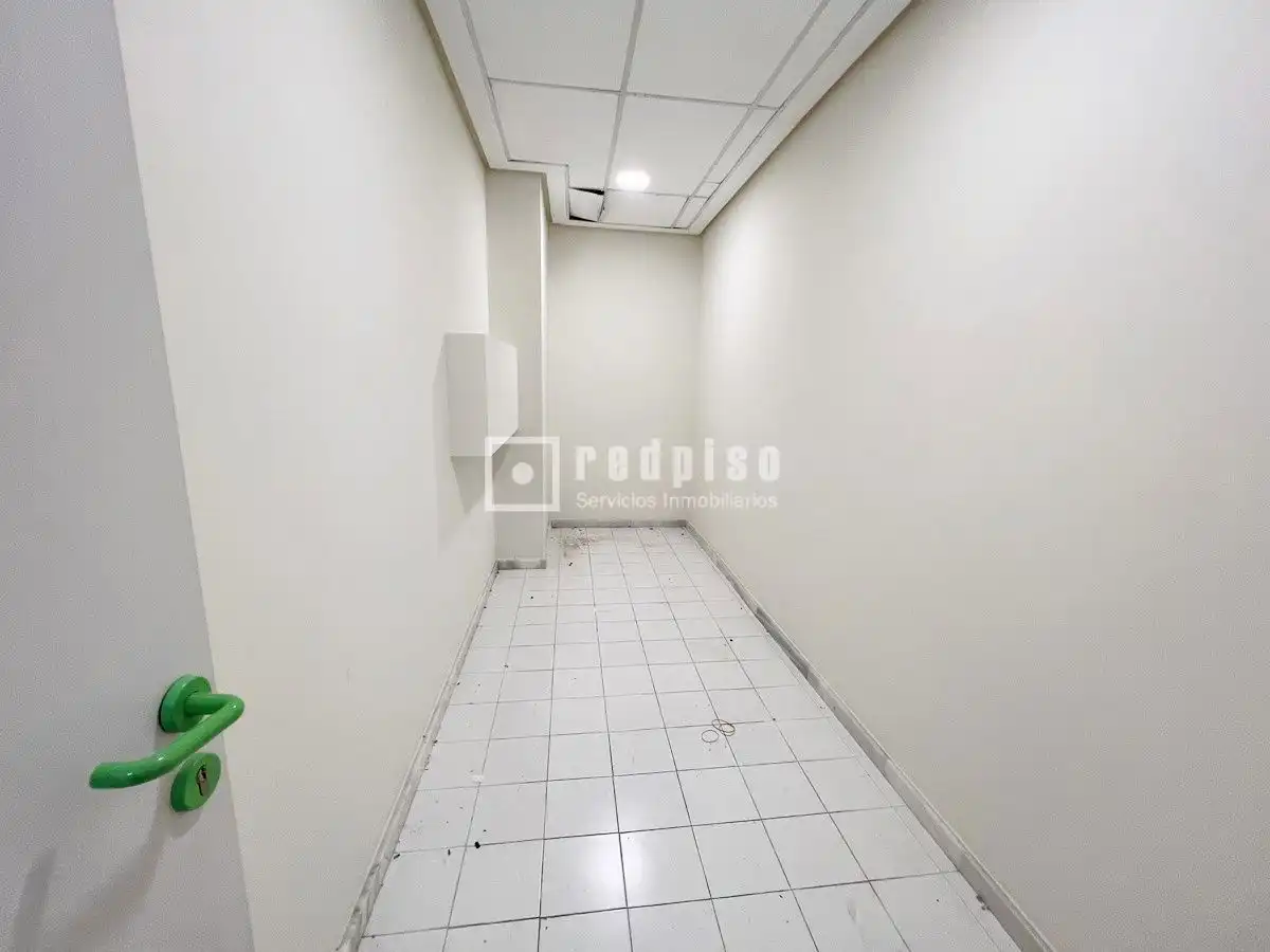Local en venta en Málaga con Aire acondicionado