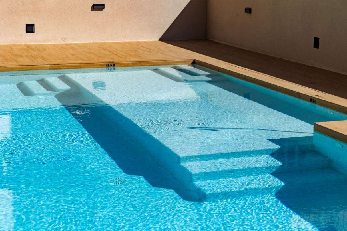 Piscina de Pis en venda en  Logroño amb Aire condicionat, Calefacció i Jardí privat