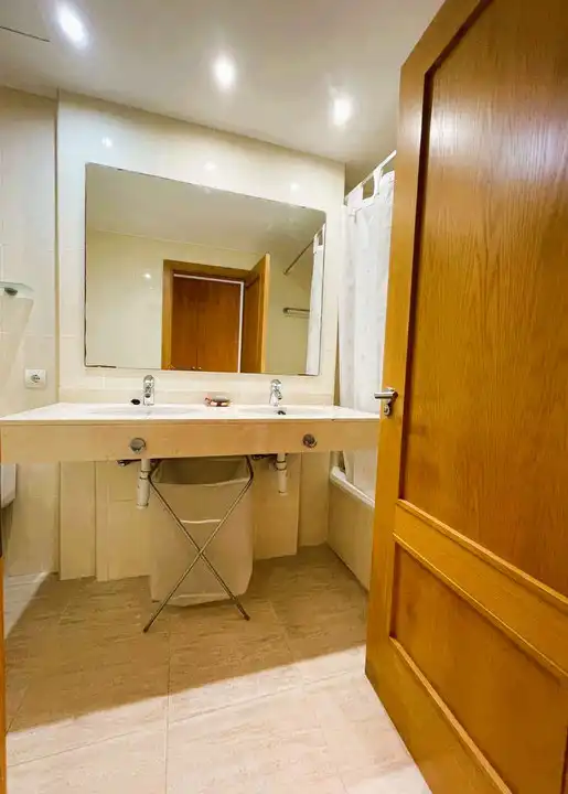 Baño de Piso de alquiler en  Palma de Mallorca con Aire acondicionado, Calefacción y Terraza