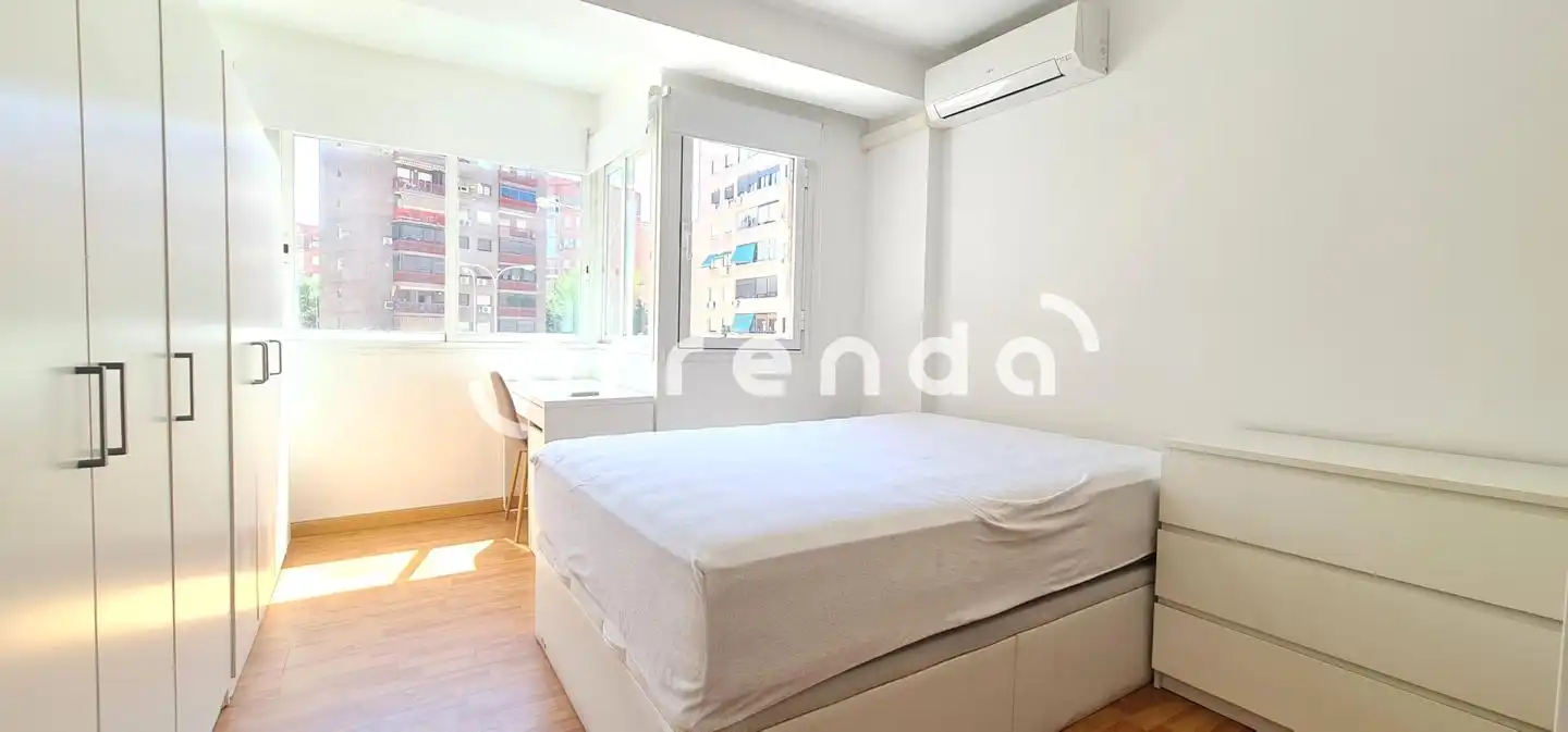 Bedroom of Study for rent in Madrid  with Air Conditioner and Furnished