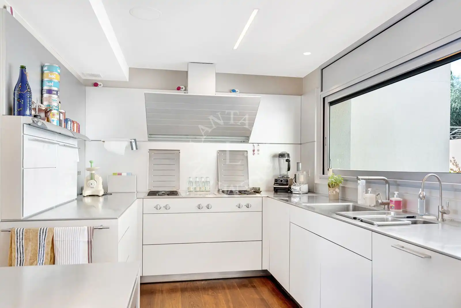 Cocina de Casa o chalet en venta en Barcelona con Trastero