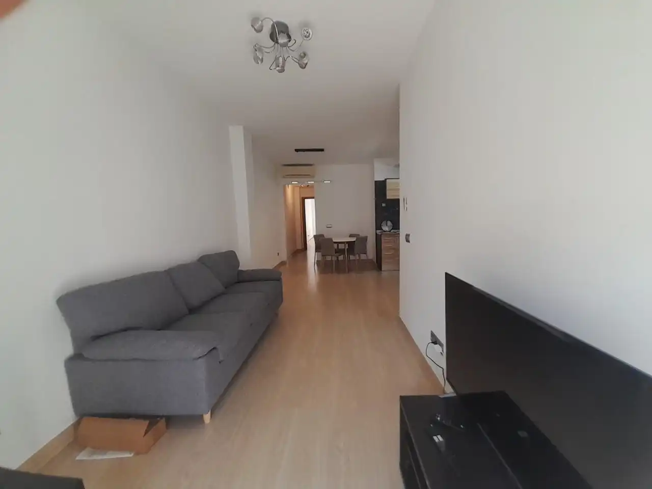 Sala d'estar de Pis de lloguer en Algarrobo amb Aire condicionat, Parquet i Moblat