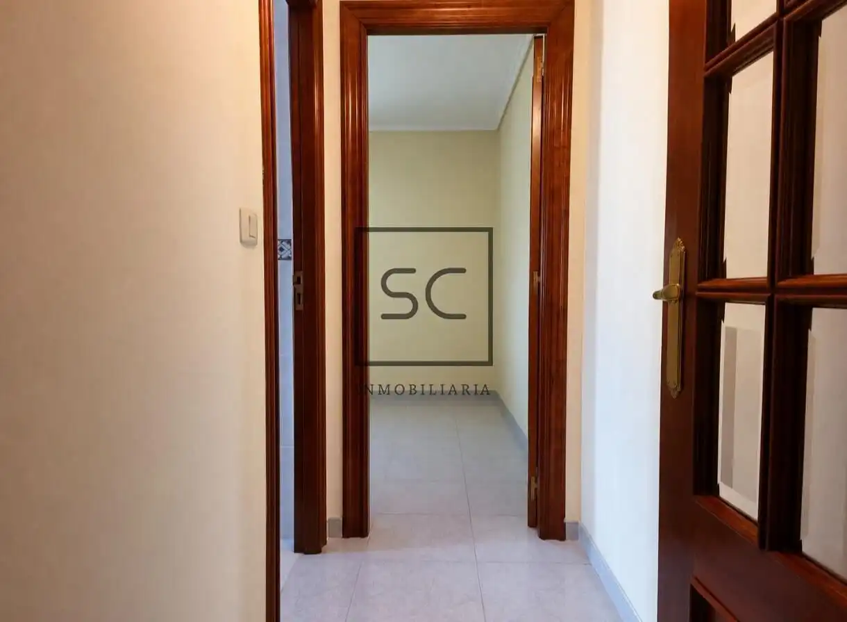Casa o xalet en venda en Narón amb Calefacció i Jardí privat