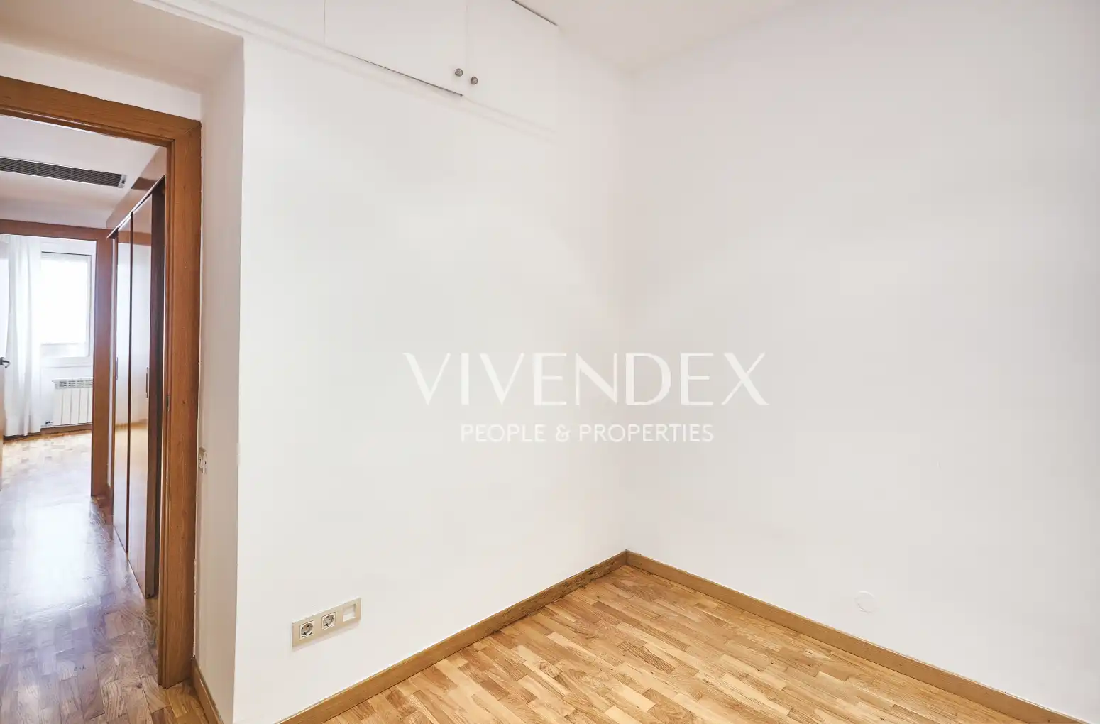 Flat for sale in Barcelona  with Heating, Parquet flooring and Balcony