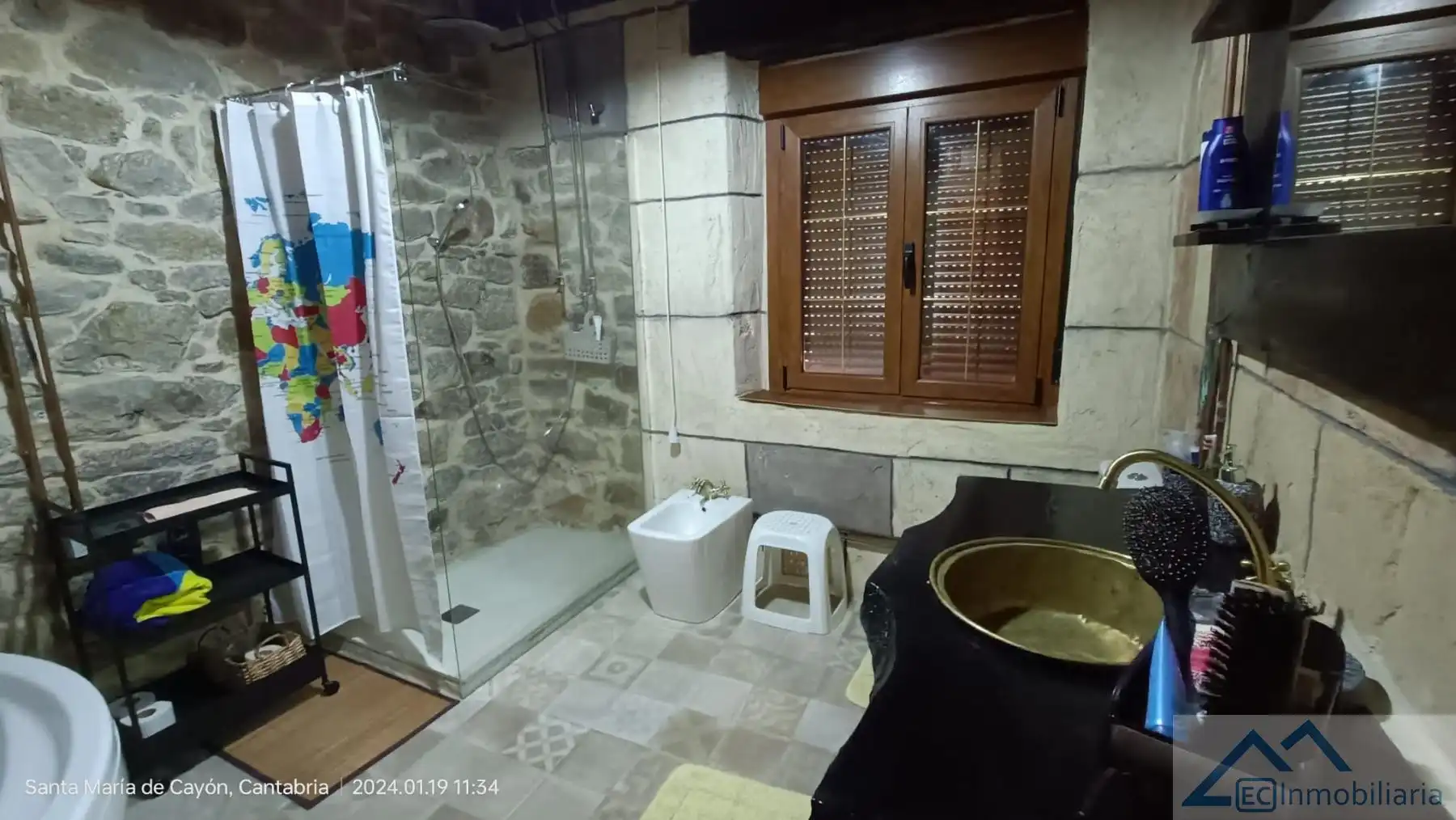 Bathroom of Country homes for sale in Santa María de Cayón