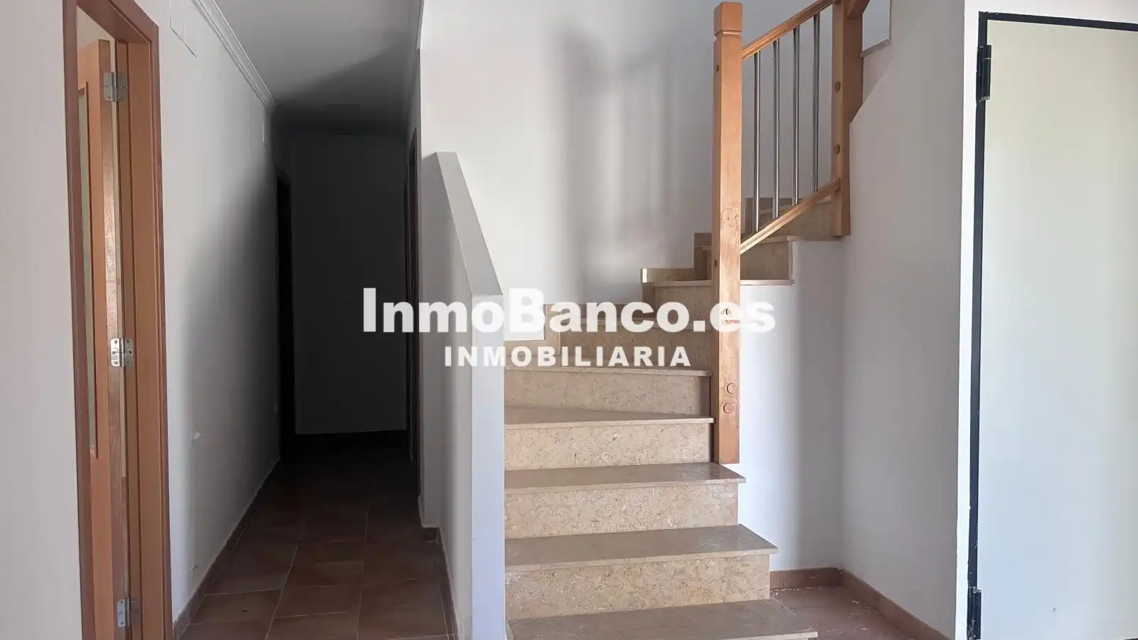 Houses for sale in Montserrat  with Private garden and Terrace