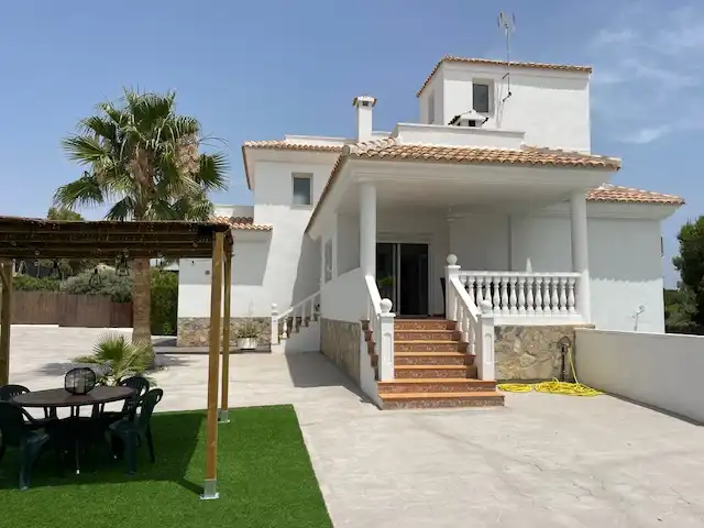 Exterior view of Houses for rent in Alicante / Alacant  with Air Conditioner, Heating and Private garden