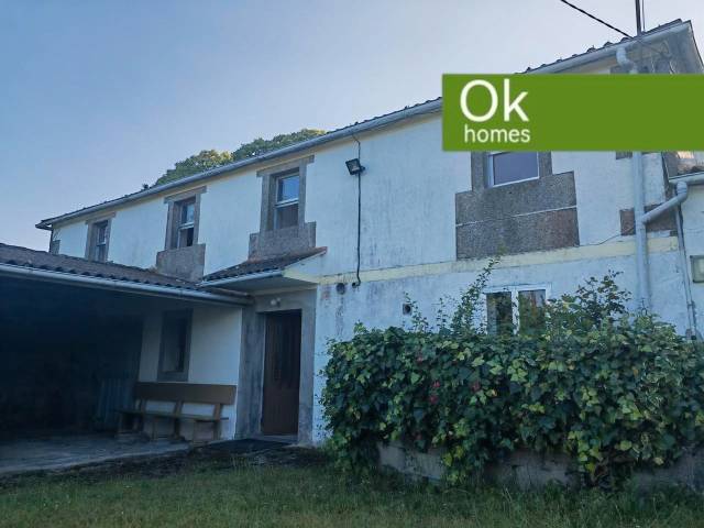 Casa-chalet en Venta en Aranga