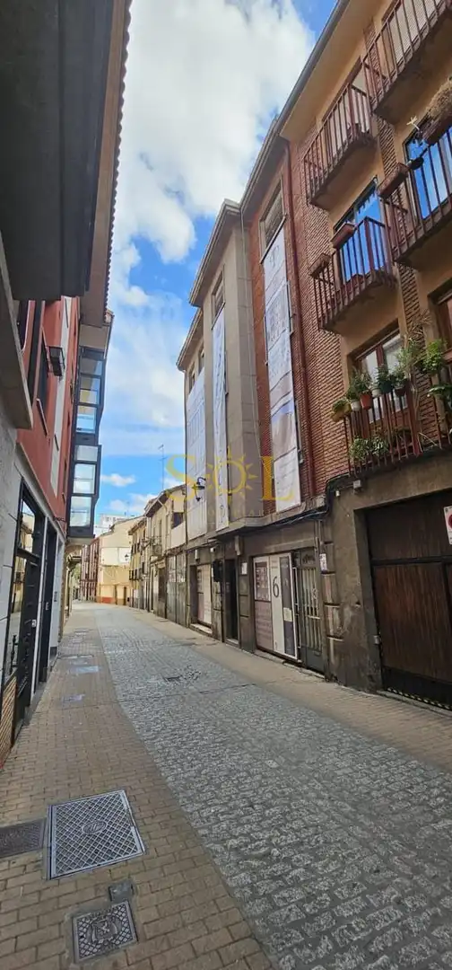 Immobles singulars en venda a Casco Antiguo, imagen 12