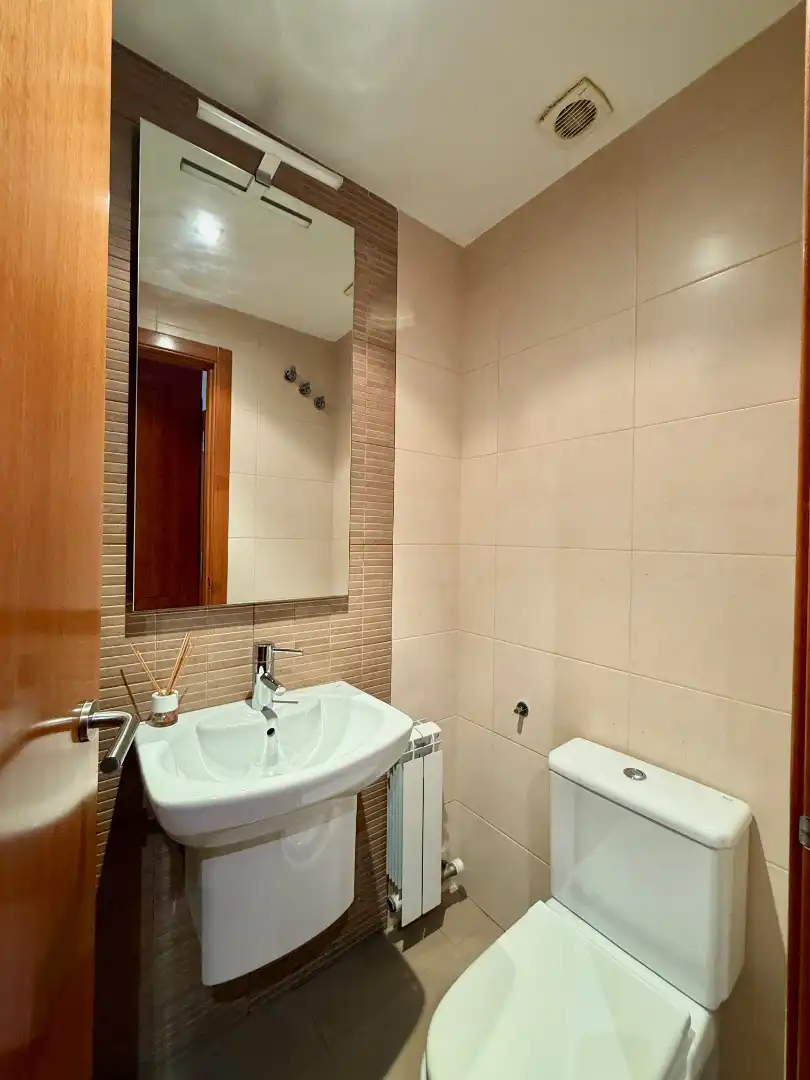 Bathroom of Duplexes for sale in Terrassa  with Heating, Terrace and Oven