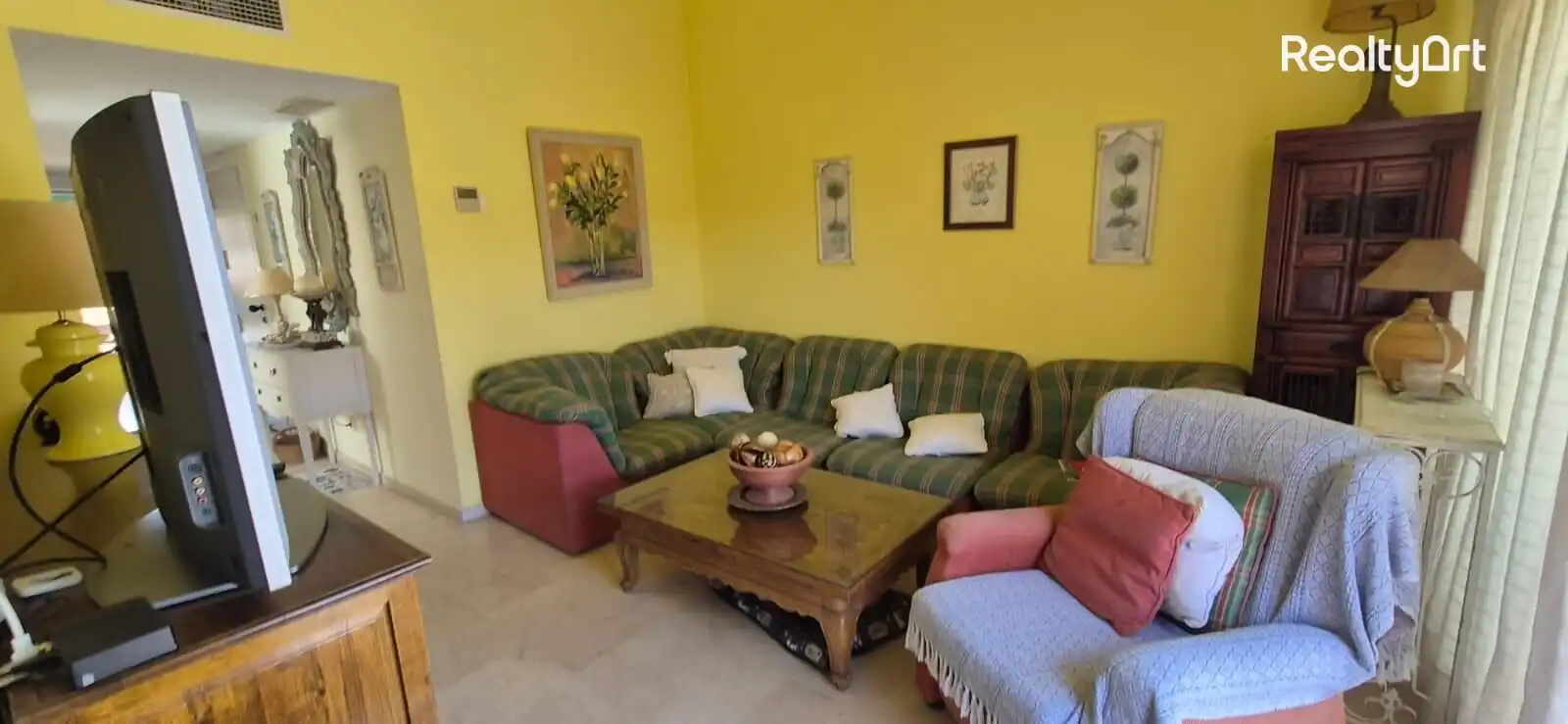 Sala de estar de Ático en venta en Sotogrande con Terraza y Alarma