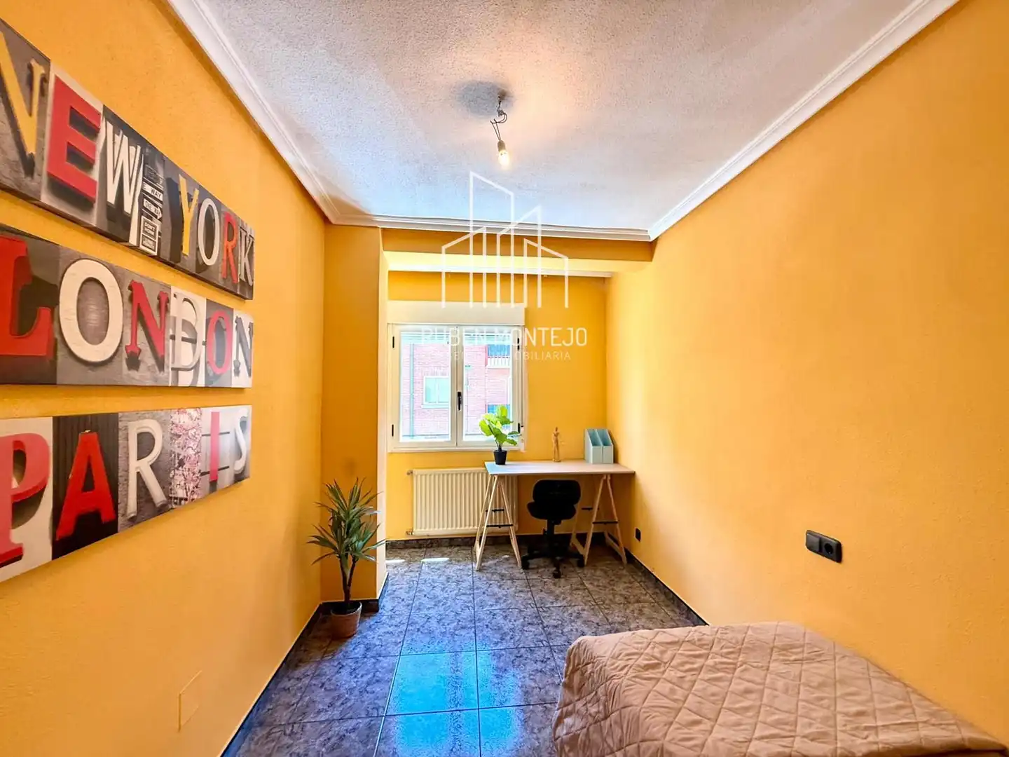 Habitación de Piso en venta en Santa Marta de Tormes con Calefacción y Terraza