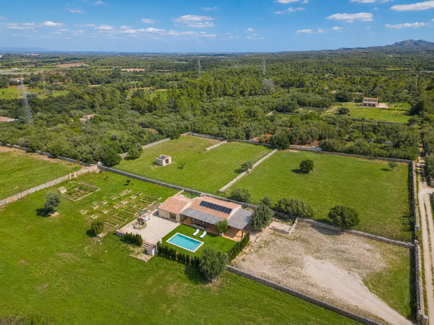 Casa amb jardí en venda a Llubí - Carrer Carrer de la Gavina
