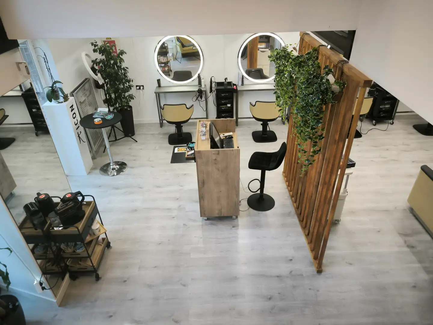 Commercial properties for rent in Madrid  with Air Conditioner, Heating and Parquet flooring