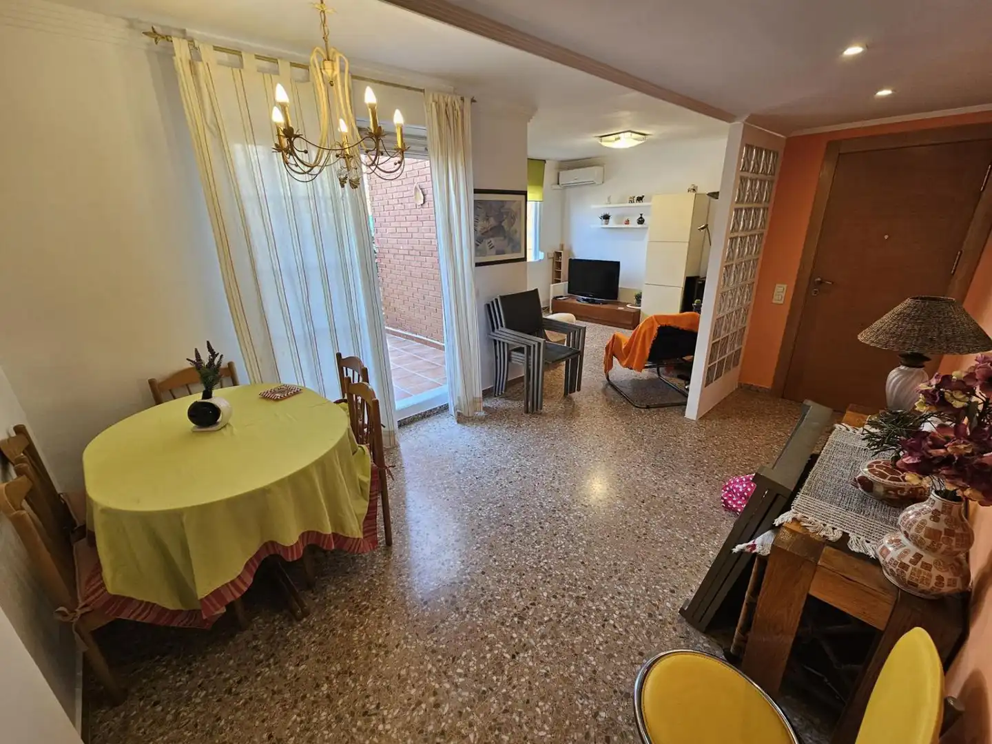 Attic for rent in Avenida de Valencia - Avenida de Casalduch