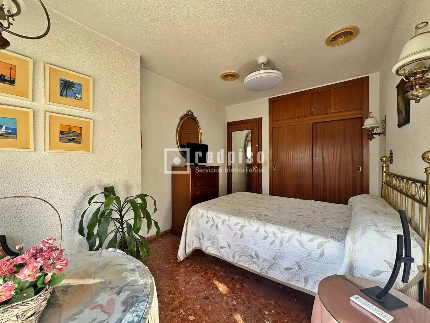 Habitación de Piso en venta en Murcia con Aire acondicionado, Trastero y Amueblado