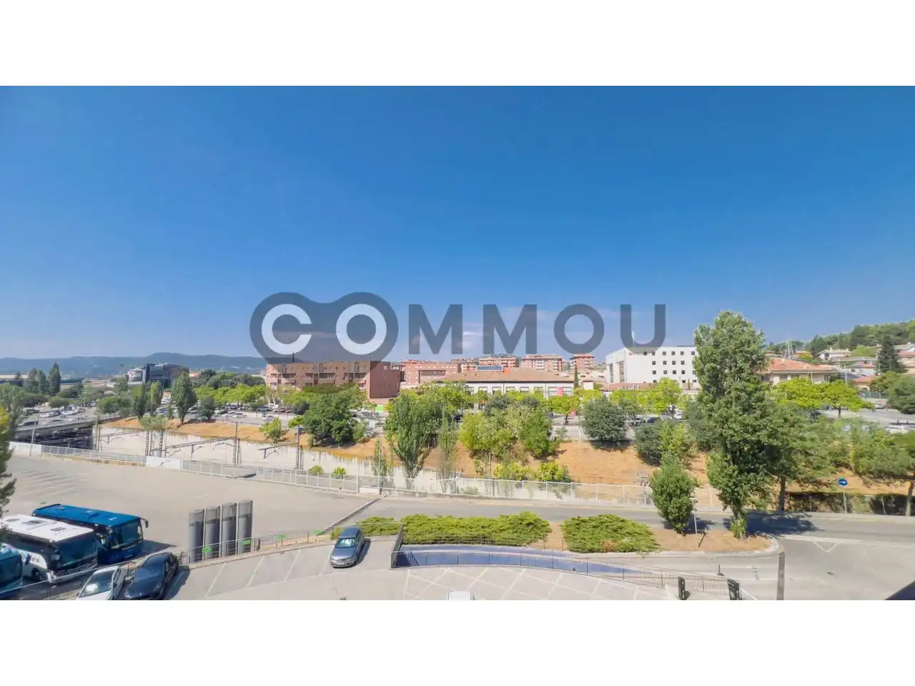 Vista exterior de Piso en venta en Vic con Calefacción, Parquet y Terraza