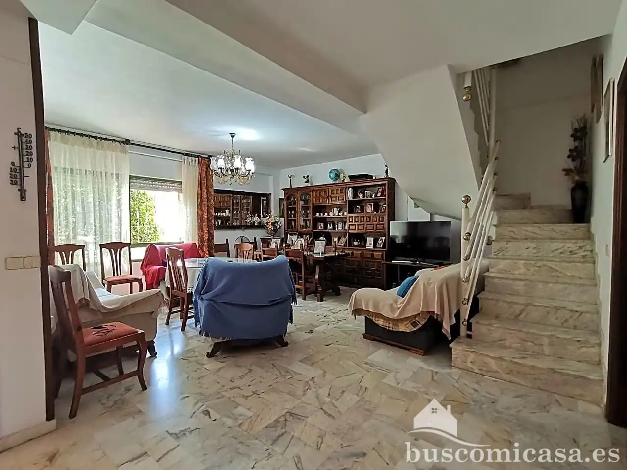 Sala d'estar de Casa o xalet en venda en Linares amb Terrassa i Balcó