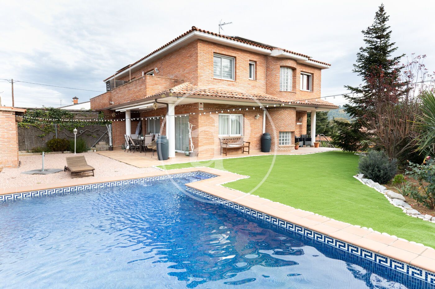Swimming pool of Single-family semi-detached for sale in Sant Quirze del Vallès  with Heating, Private garden and Terrace