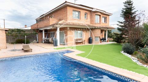 Photo 3 of Single-family semi-detached for sale in Carrer Magnòlies, Les Fonts, Barcelona