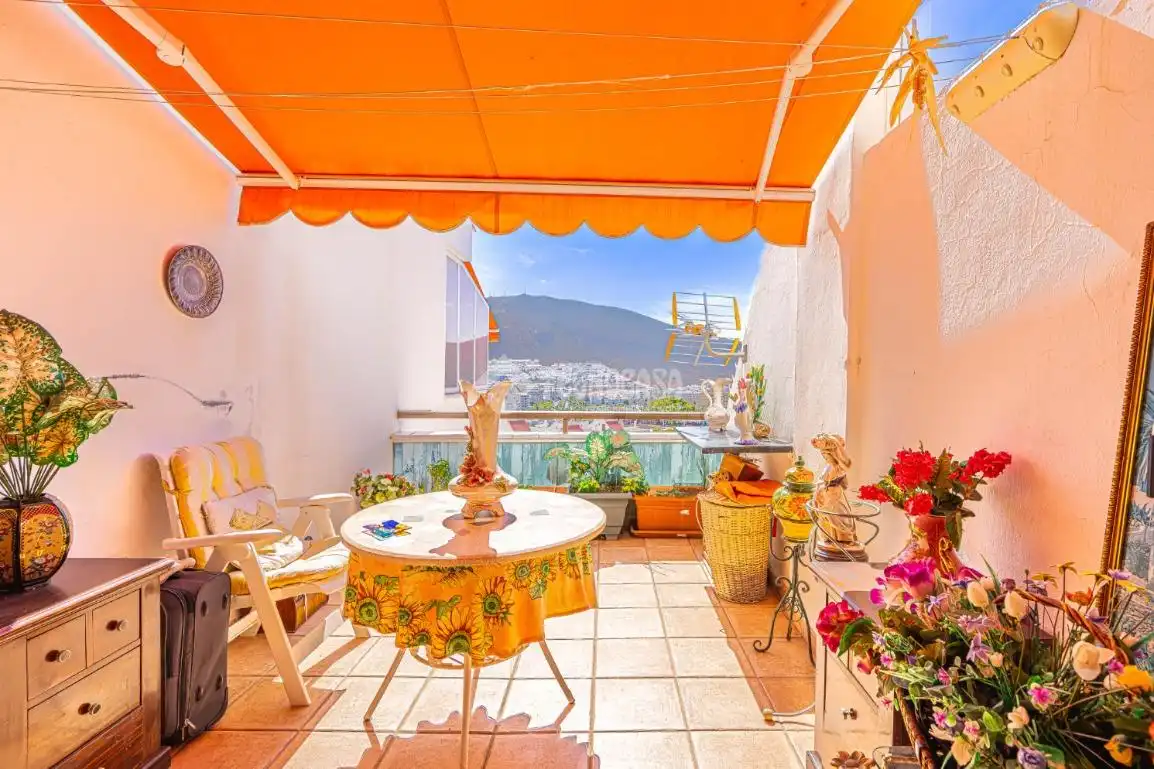Piso con piscina en venta en C. la Colina, imagen 7